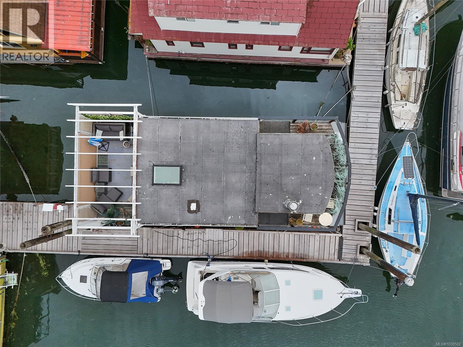 #5 1765 COWICHAN BAY RD - 40