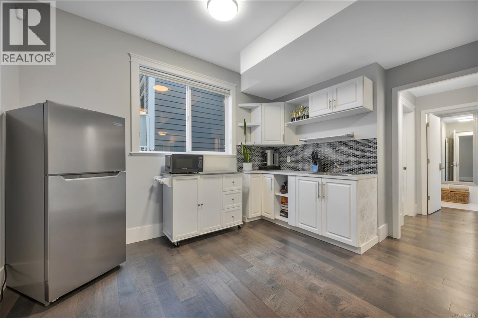 5757 LINYARD RD - 29