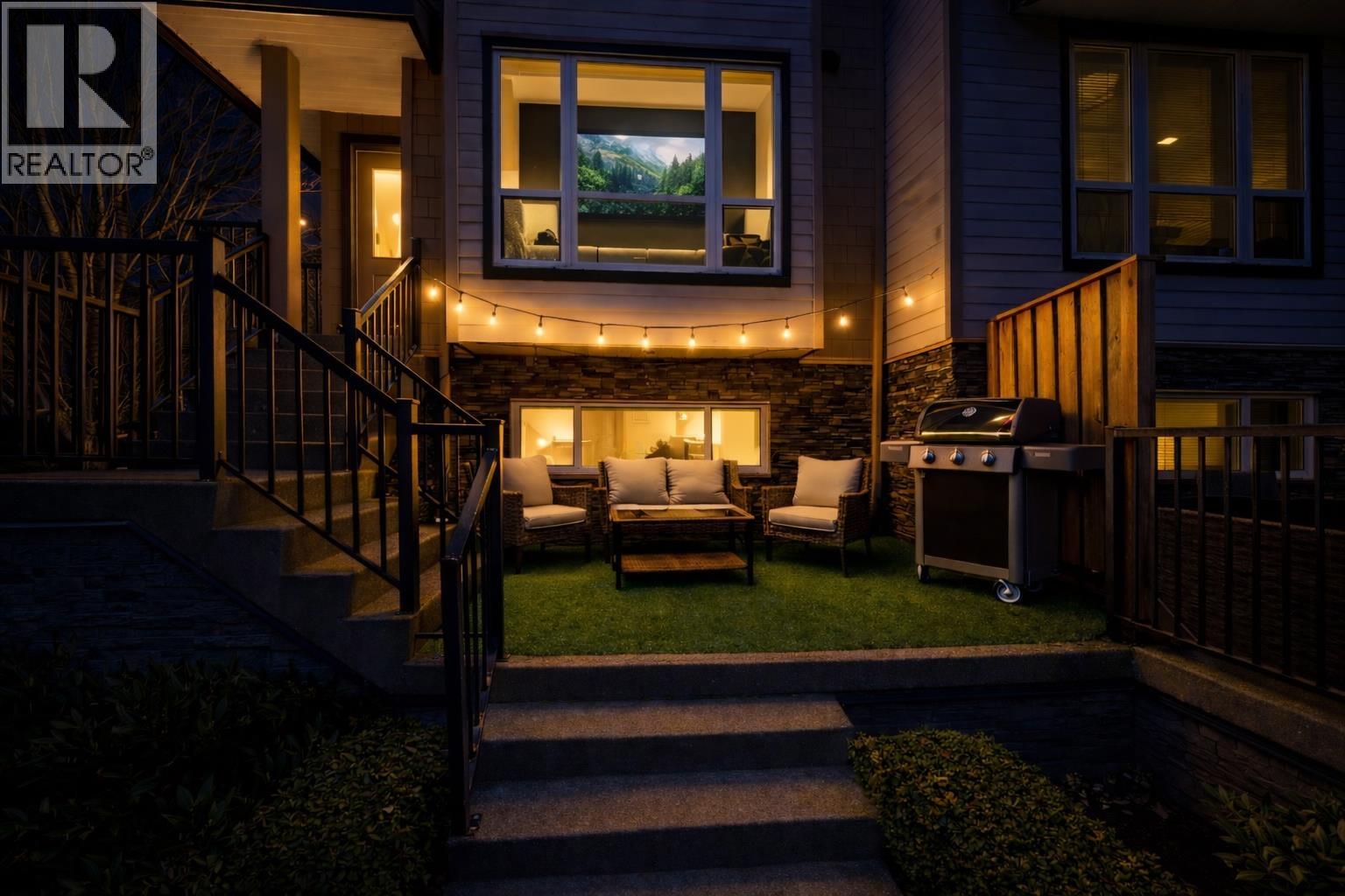 6 1233 MAIN STREET, Squamish