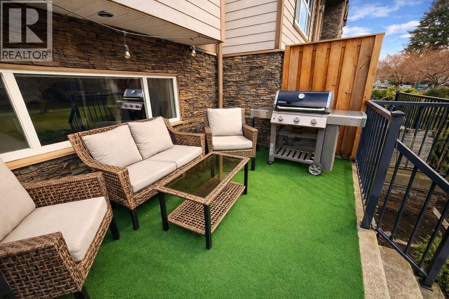 6 1233 MAIN STREET, Squamish