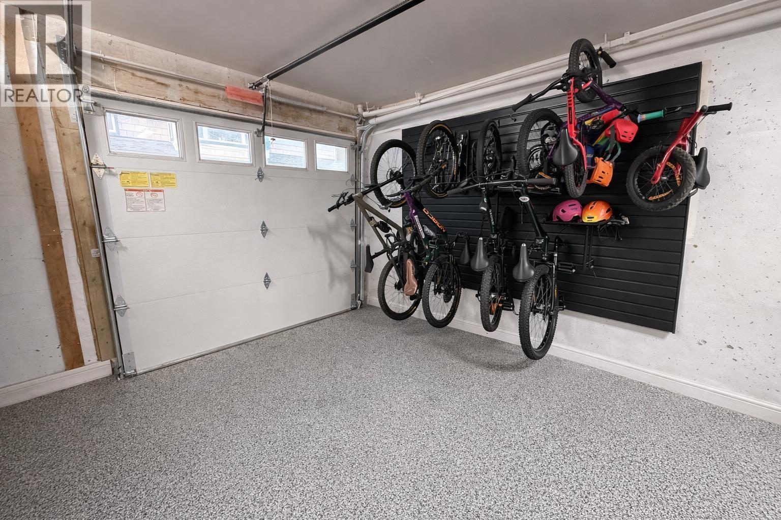 6 1233 MAIN STREET, Squamish