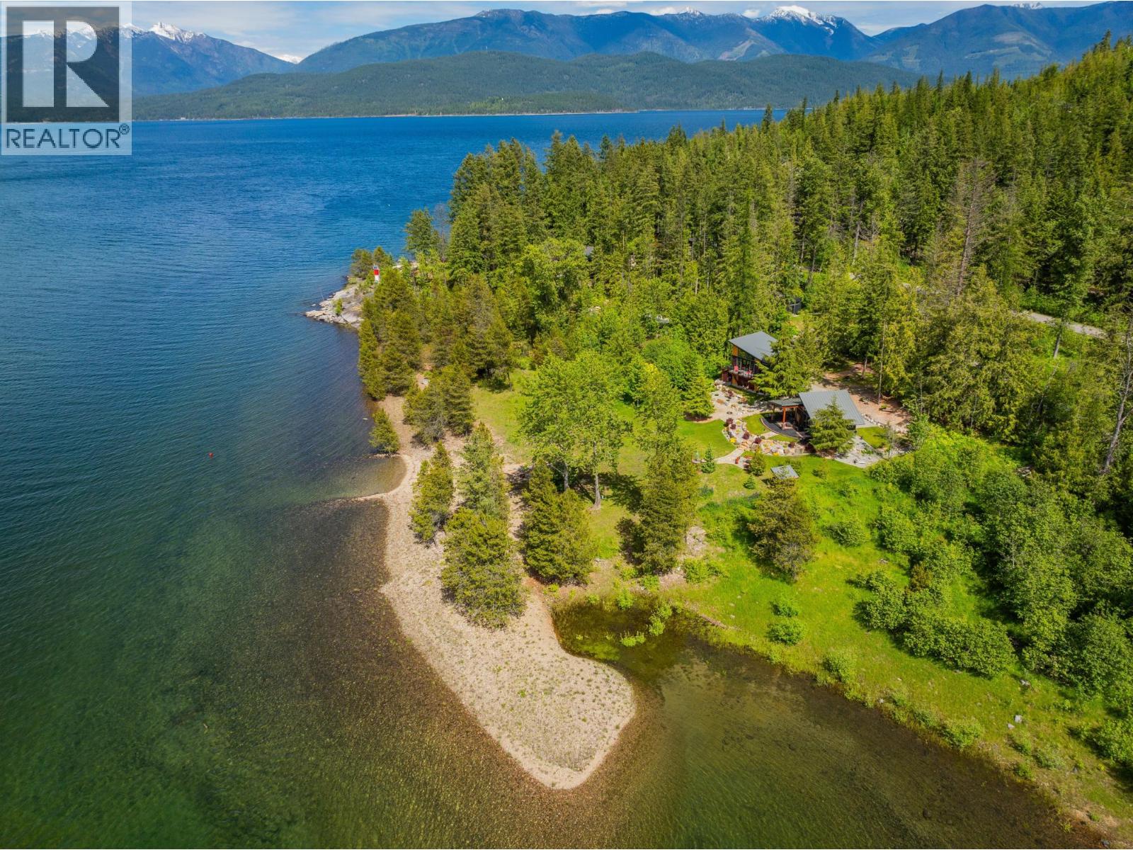  179 KOOTENAY LAKE Road, Procter