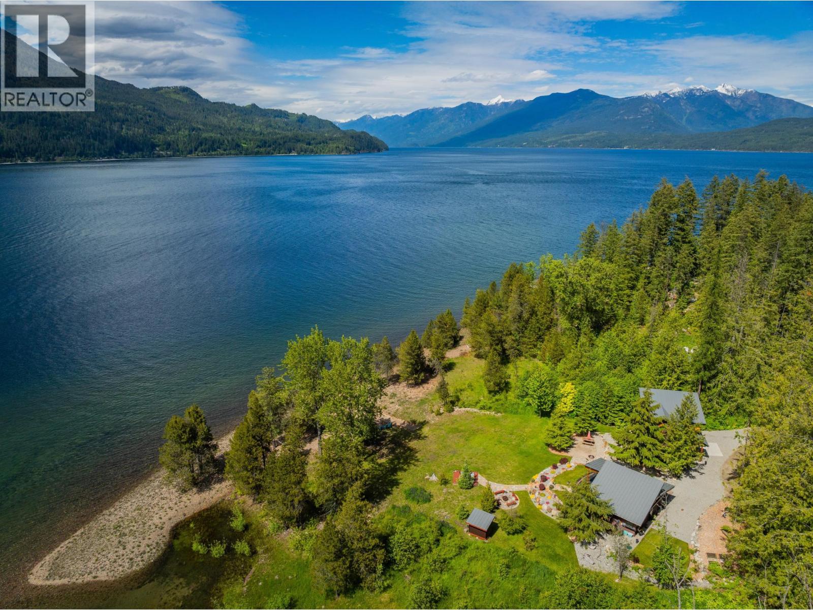  179 KOOTENAY LAKE Road, Procter