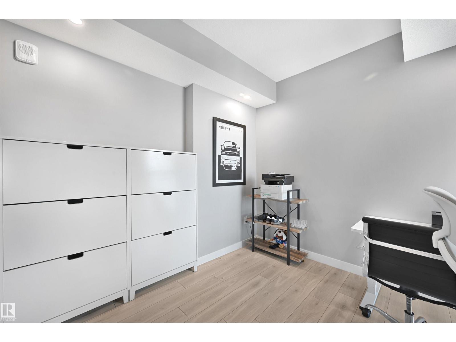 #2701 10180 103 ST NW - 14