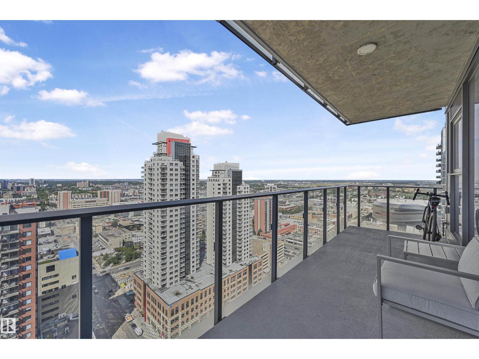 #2701 10180 103 ST NW - 18