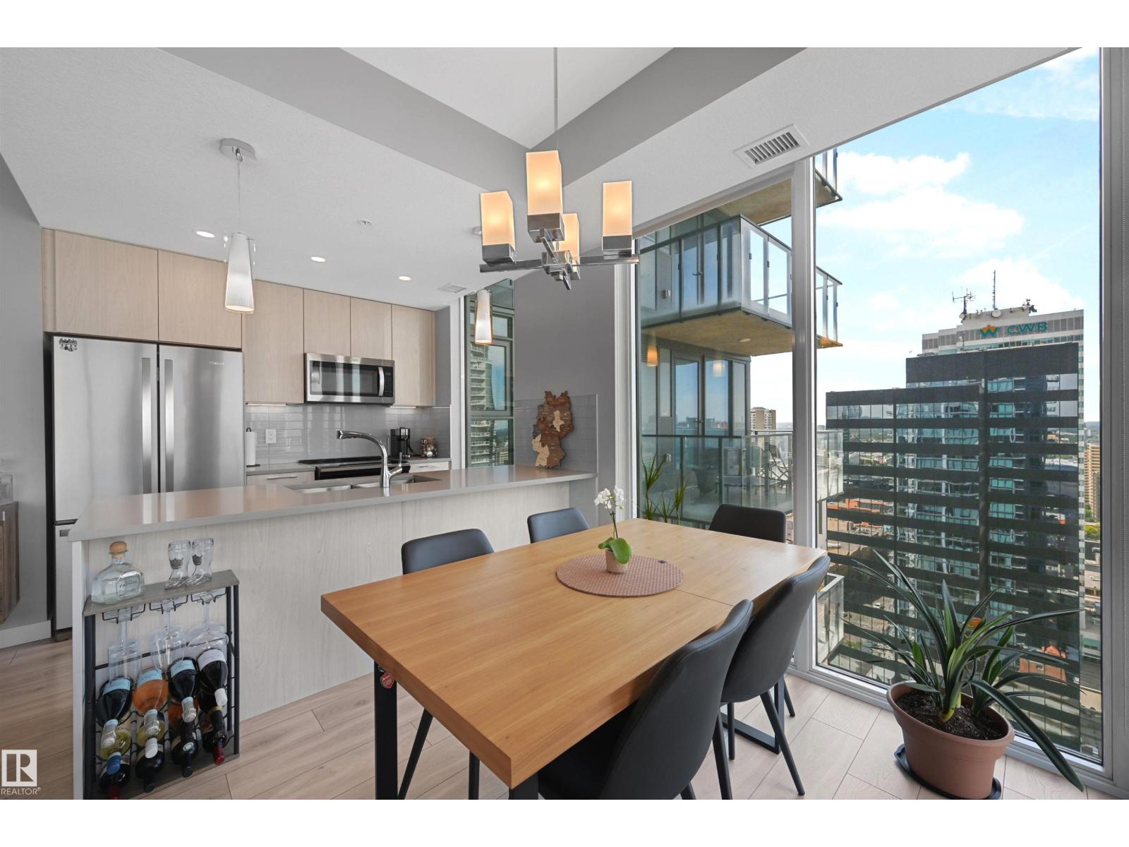 #2701 10180 103 ST NW - 4