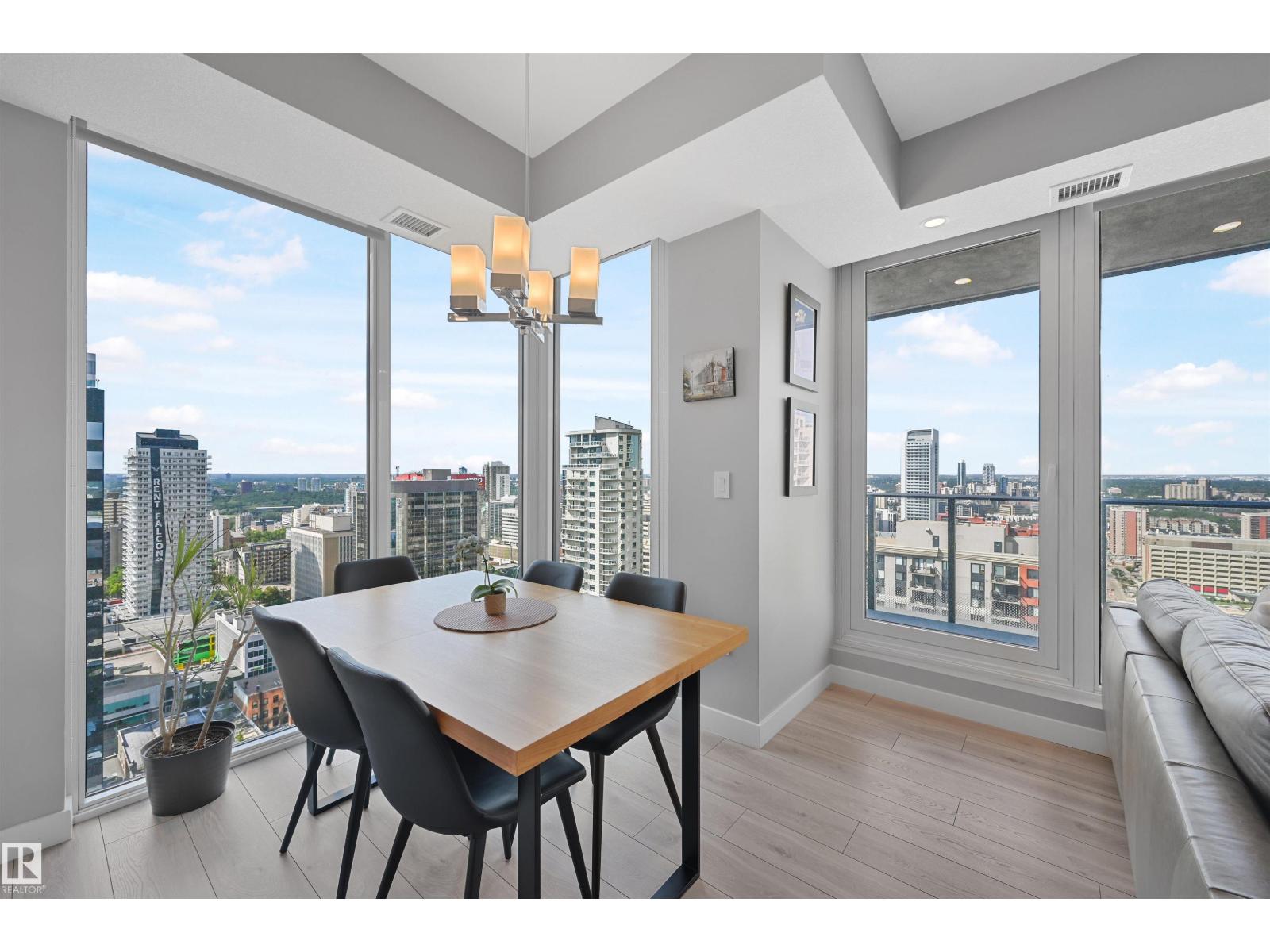 #2701 10180 103 ST NW - 9