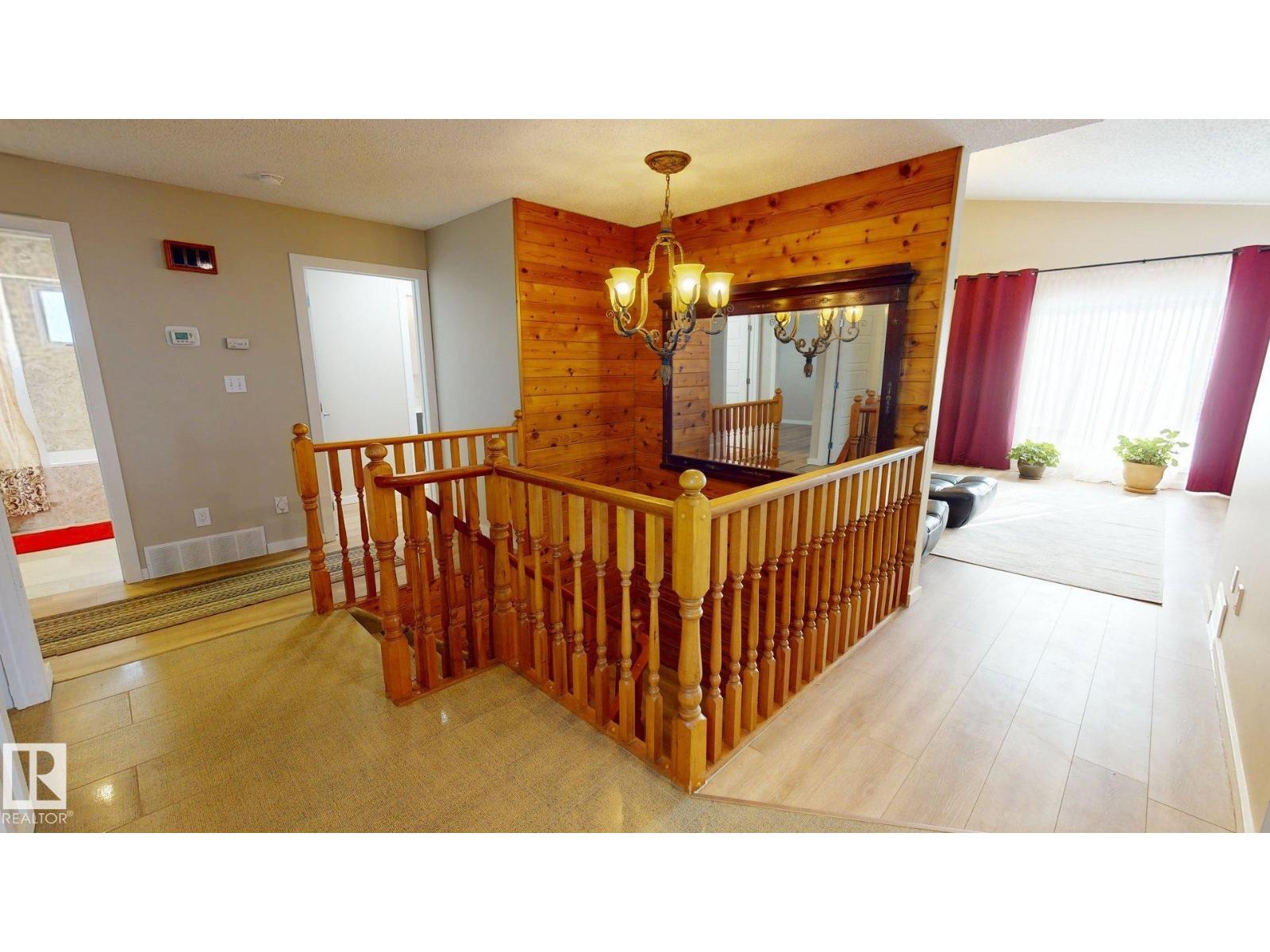 9733 184 ST NW, Edmonton