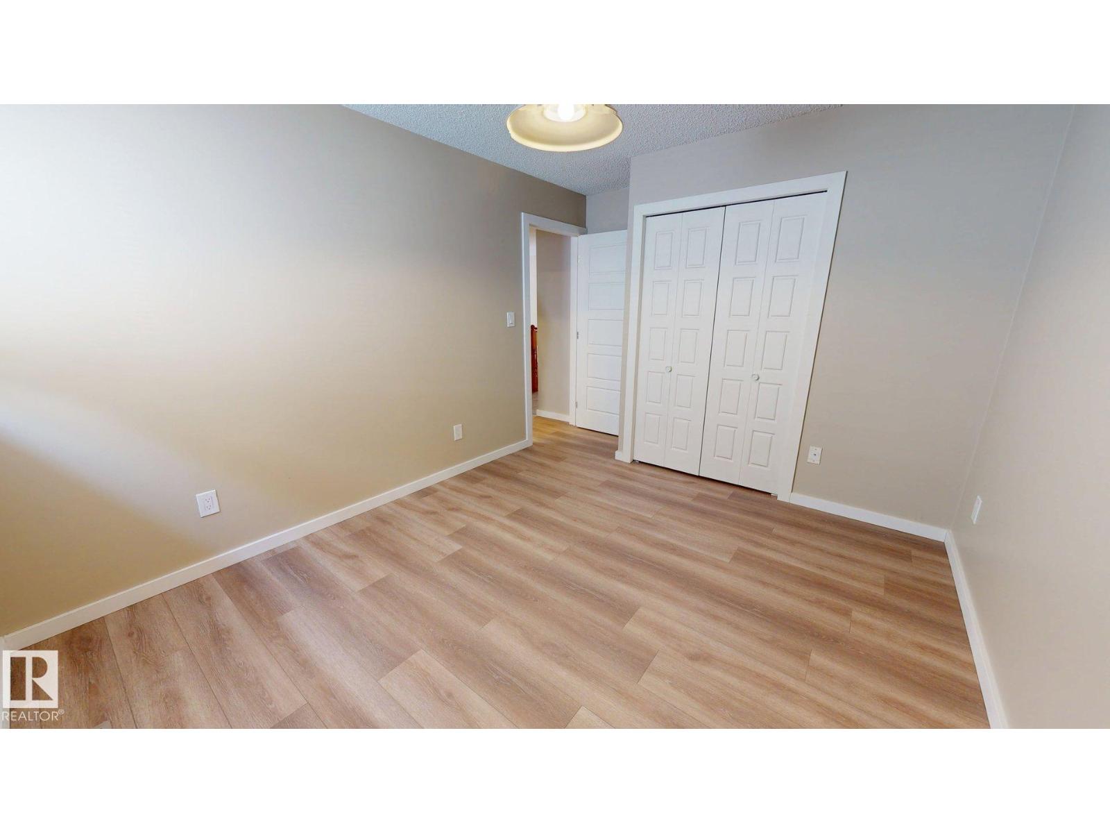 9733 184 ST NW, Edmonton