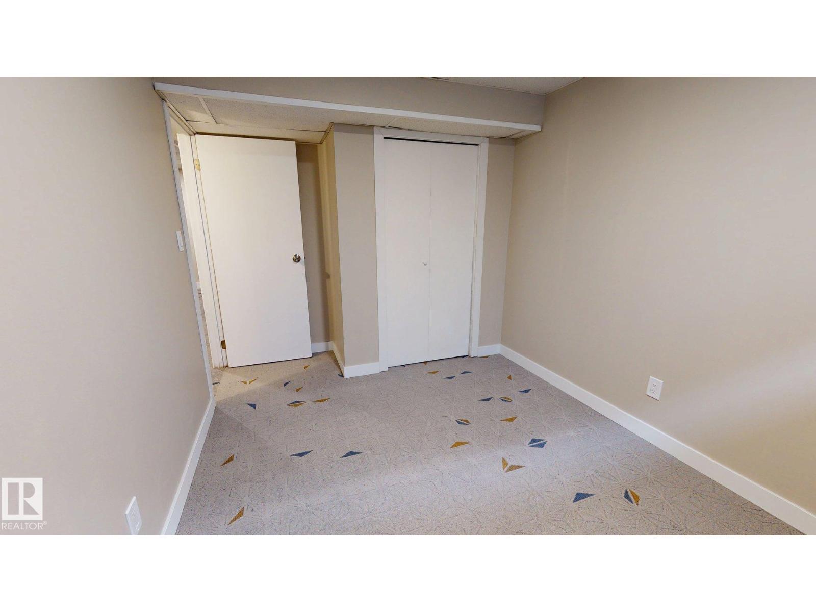 9733 184 ST NW, Edmonton