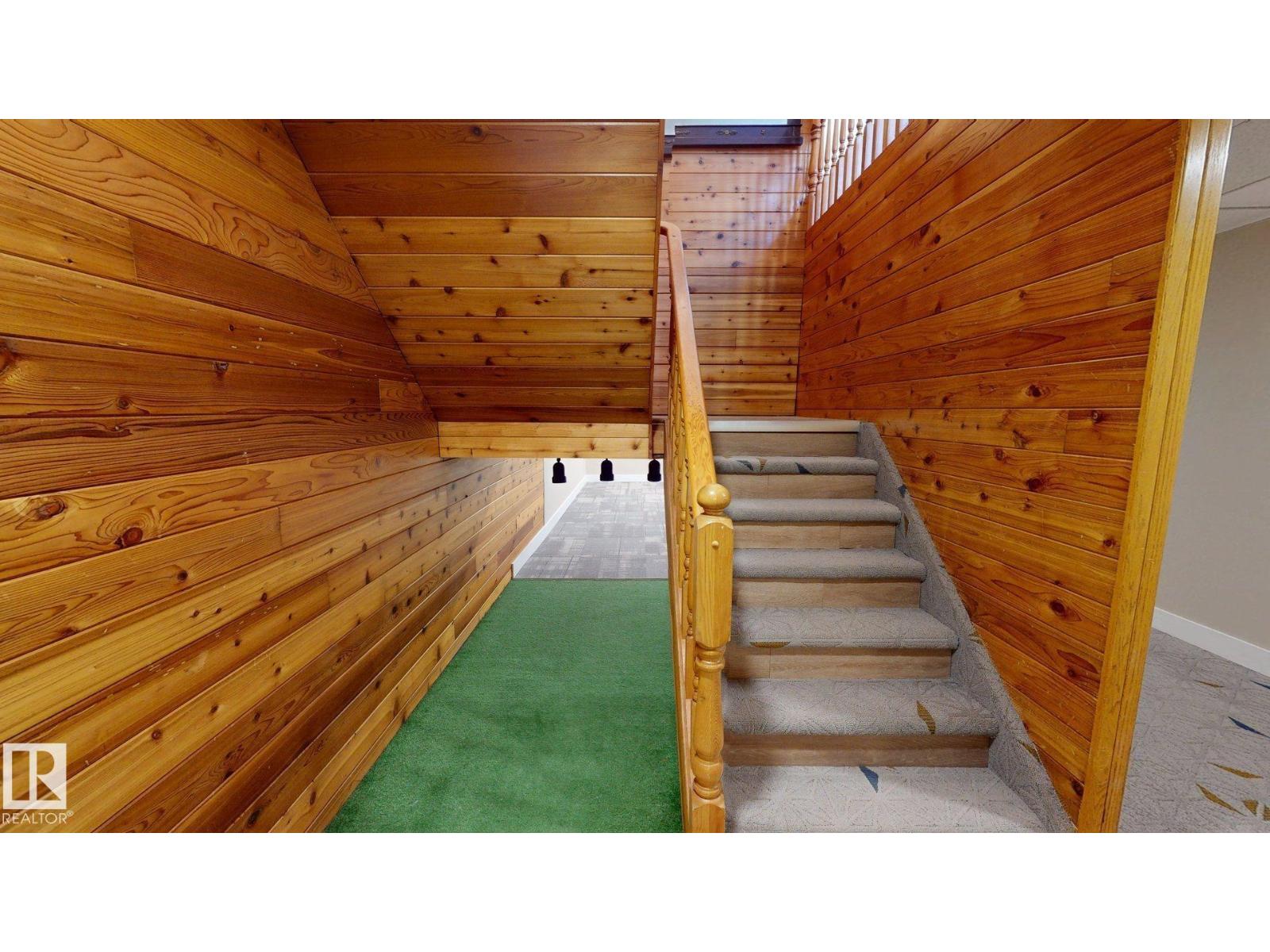 9733 184 ST NW, Edmonton