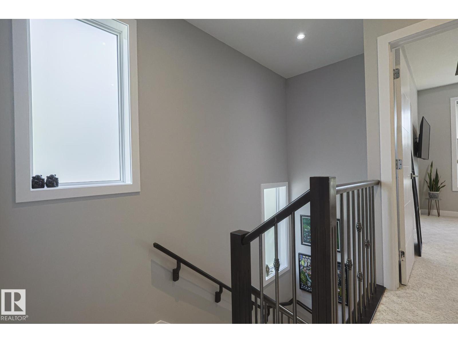 10824 63 AV NW, Edmonton