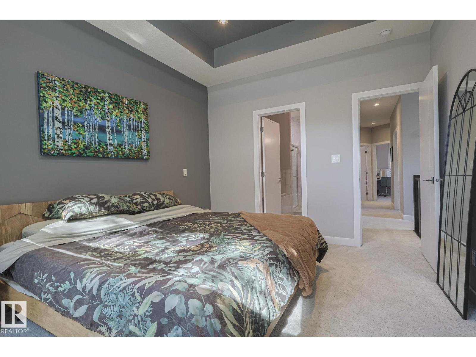 10824 63 AV NW, Edmonton