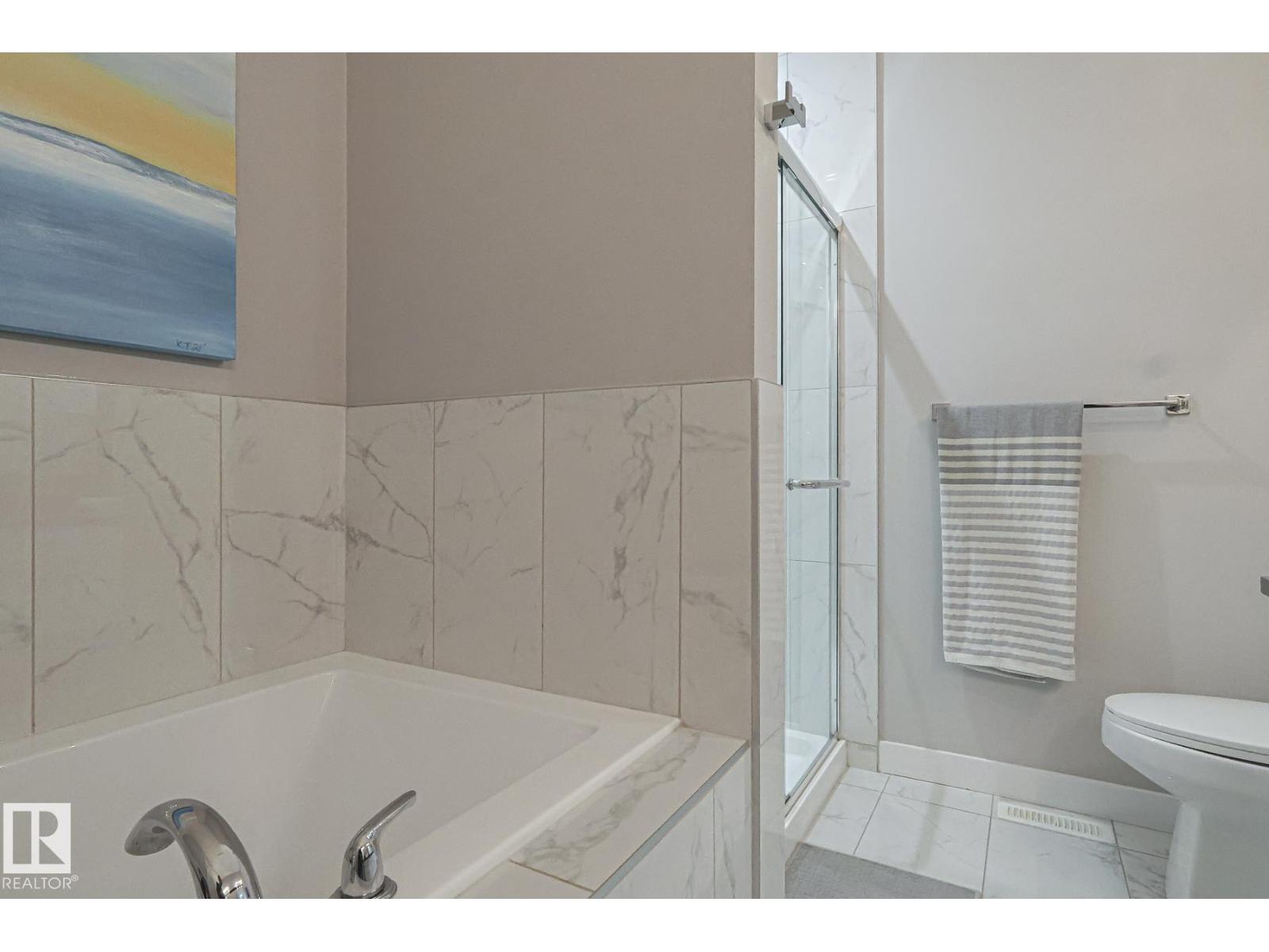 10824 63 AV NW, Edmonton