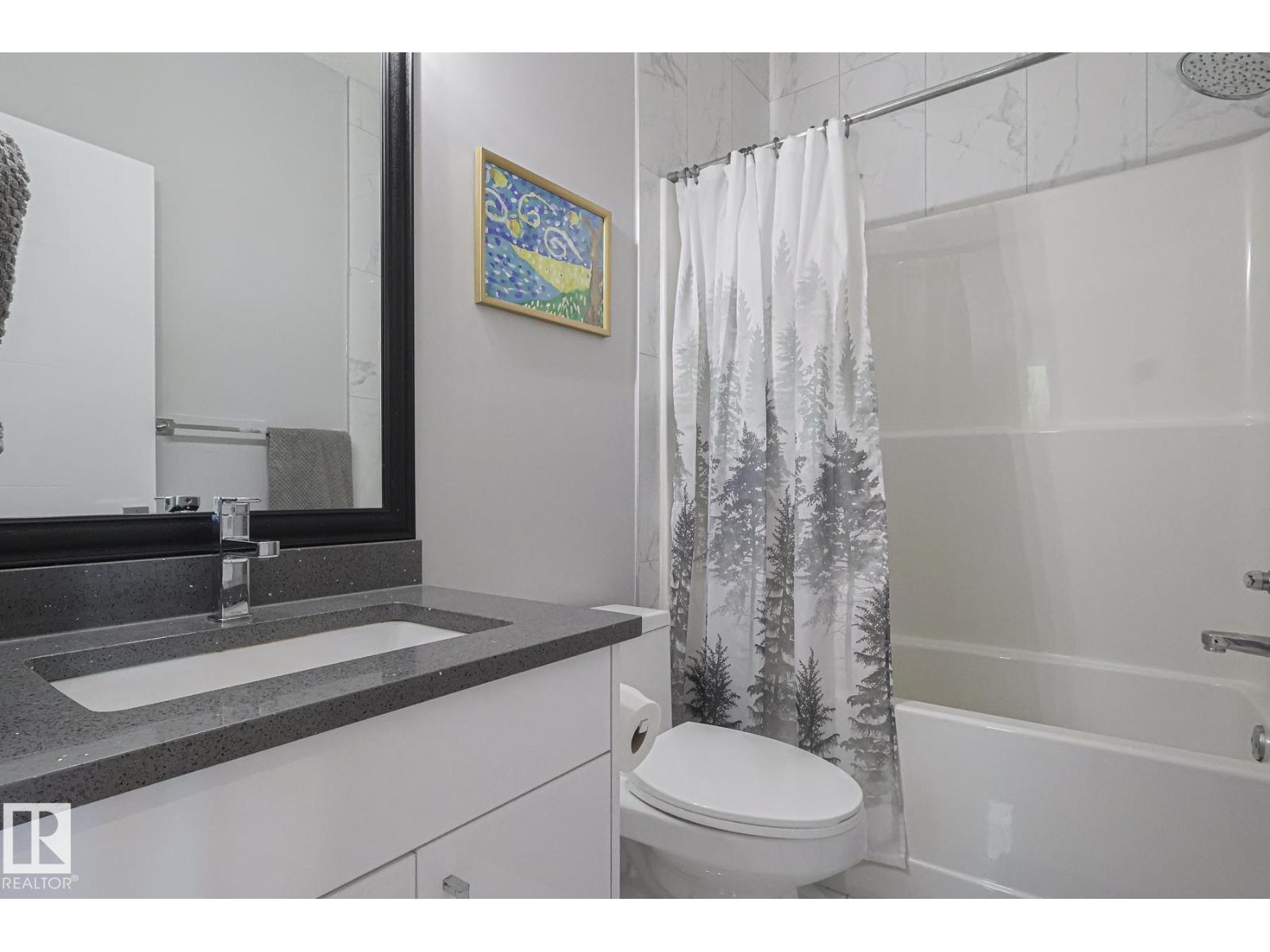 10824 63 AV NW, Edmonton