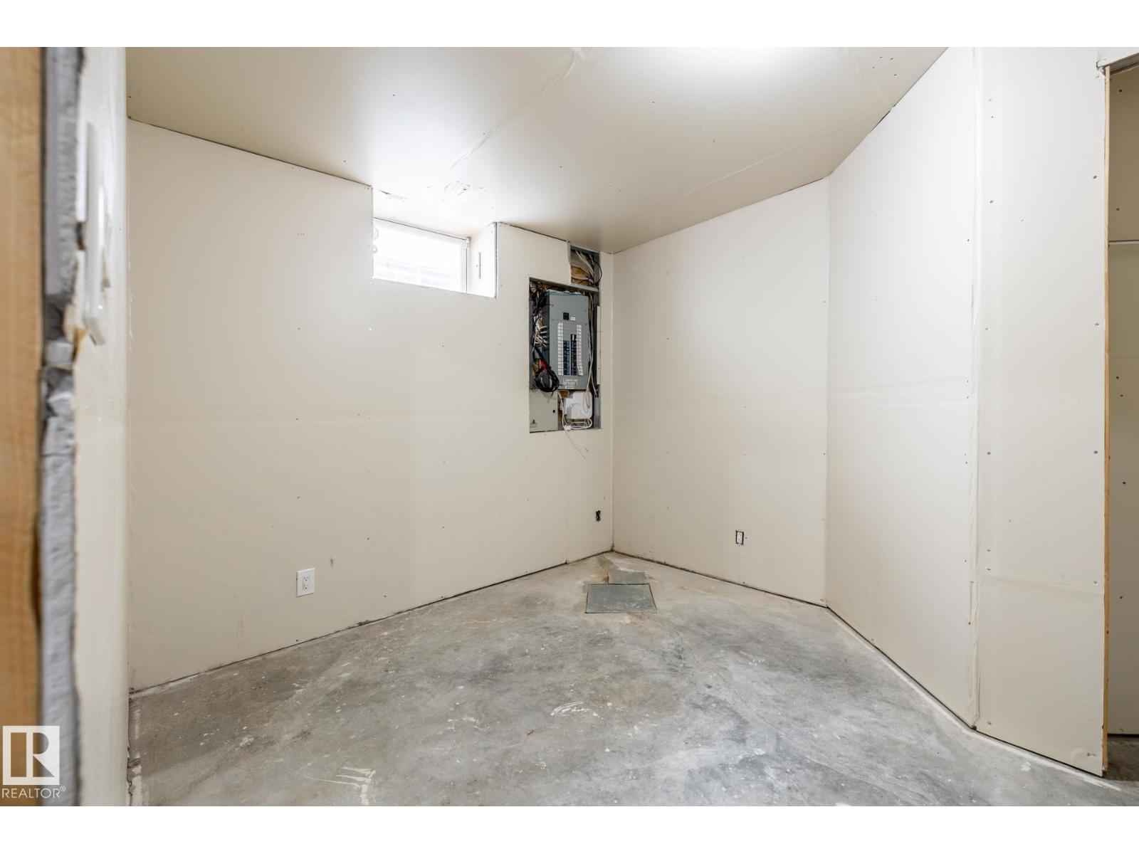 14503 131 ST NW, Edmonton