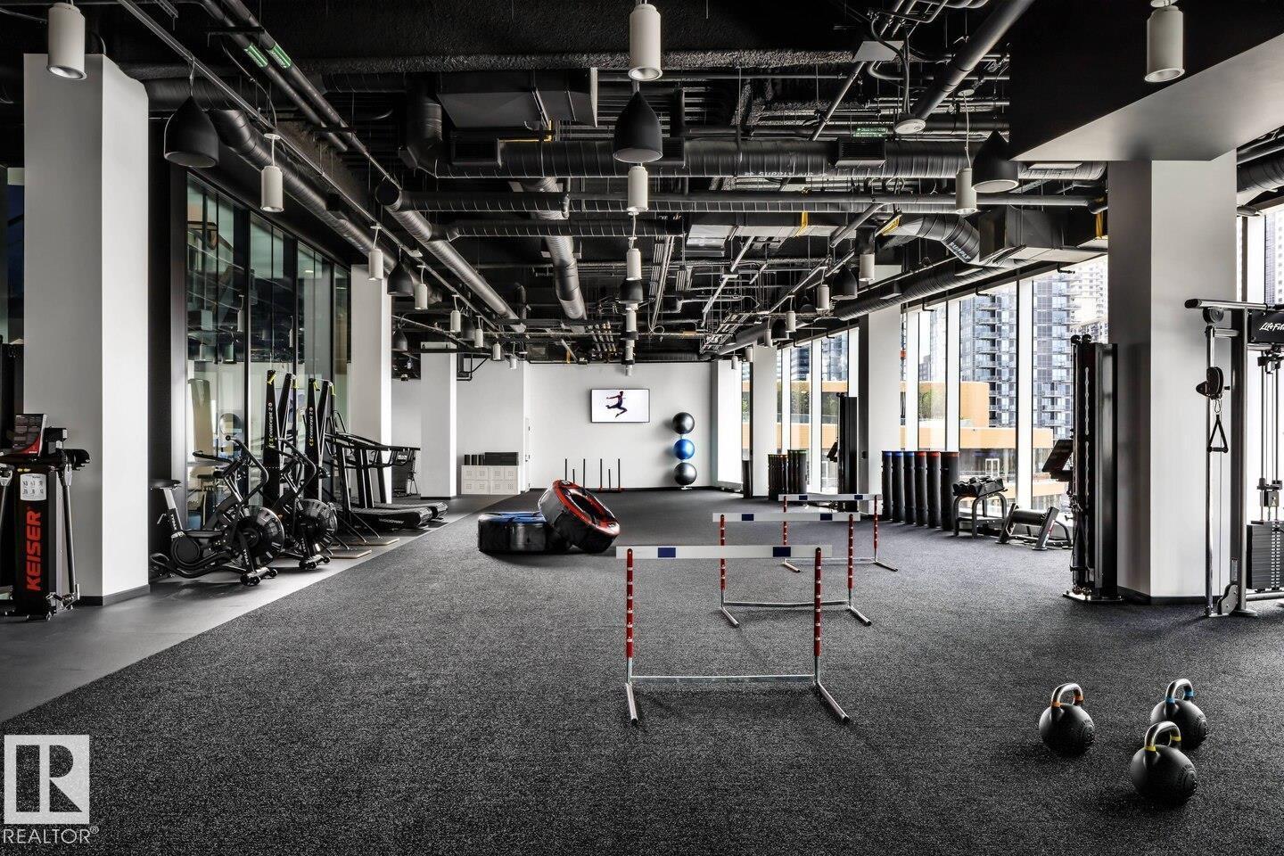 #3412 10360 102 ST NW - 42