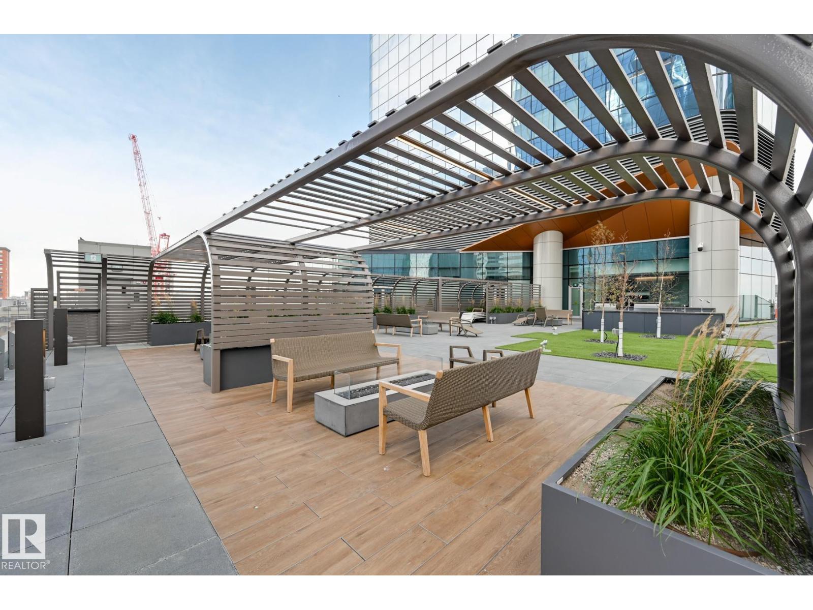 #3412 10360 102 ST NW - 5