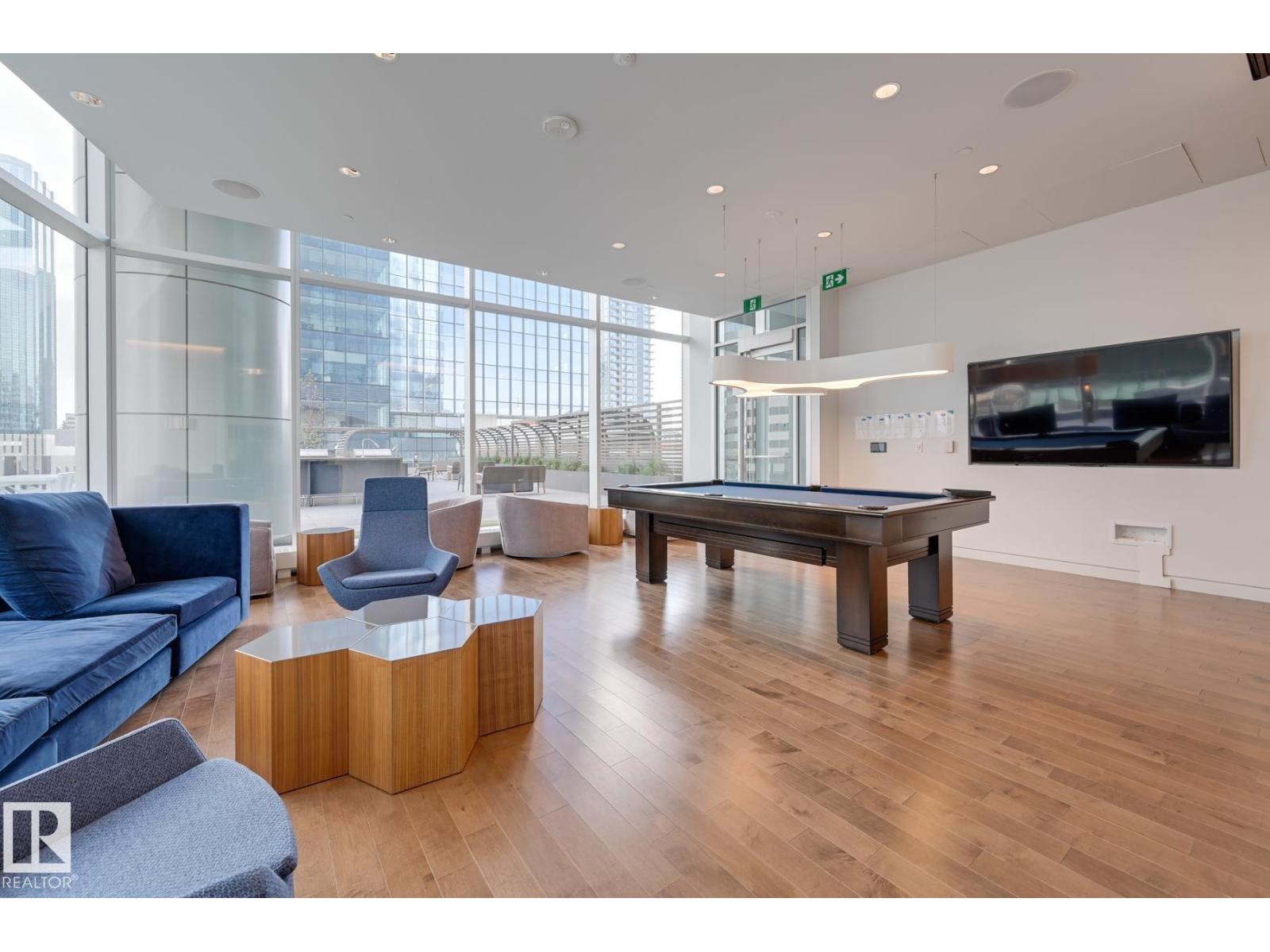 #3412 10360 102 ST NW - 6