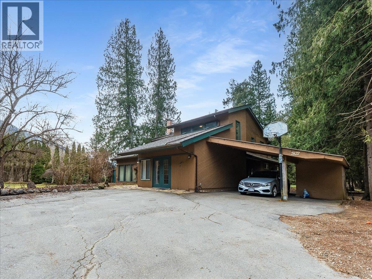  2827 Evin Road, Slocan Park