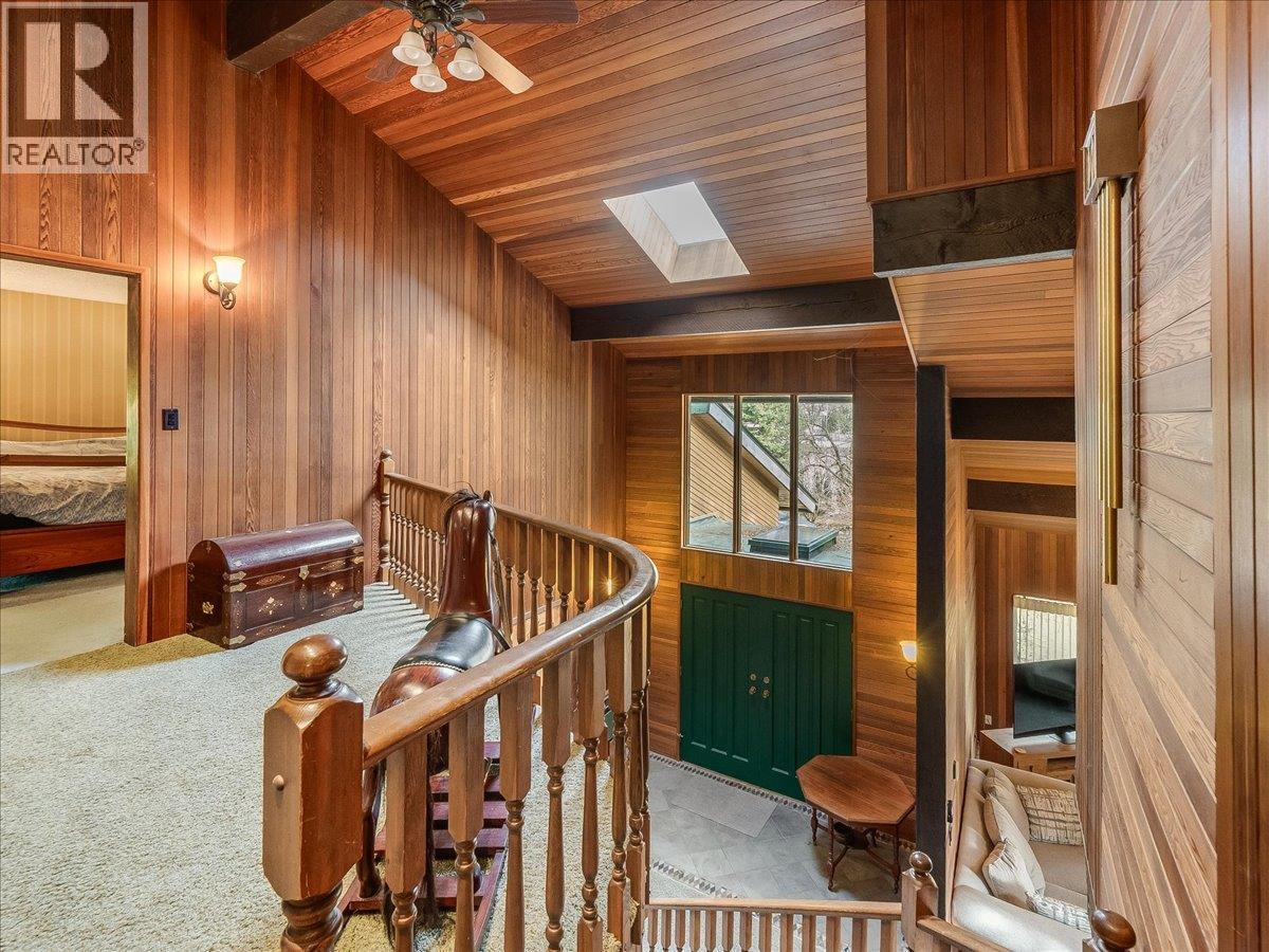  2827 Evin Road, Slocan Park