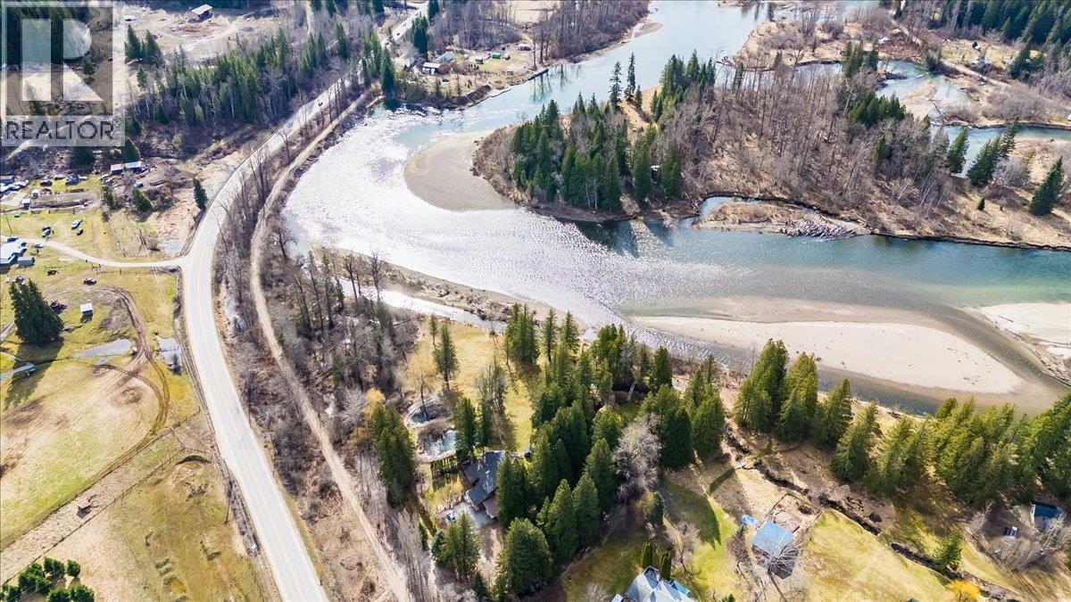  2827 Evin Road, Slocan Park