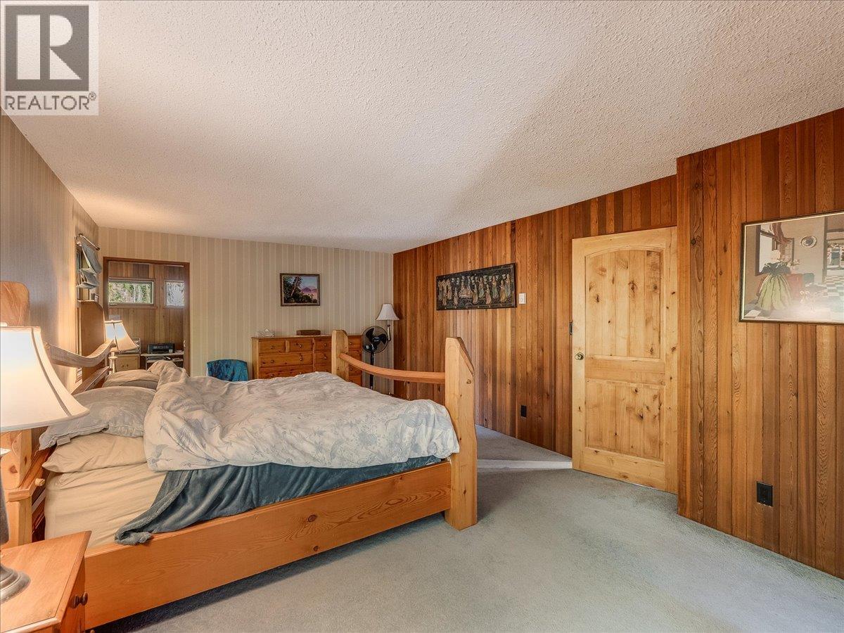  2827 Evin Road, Slocan Park