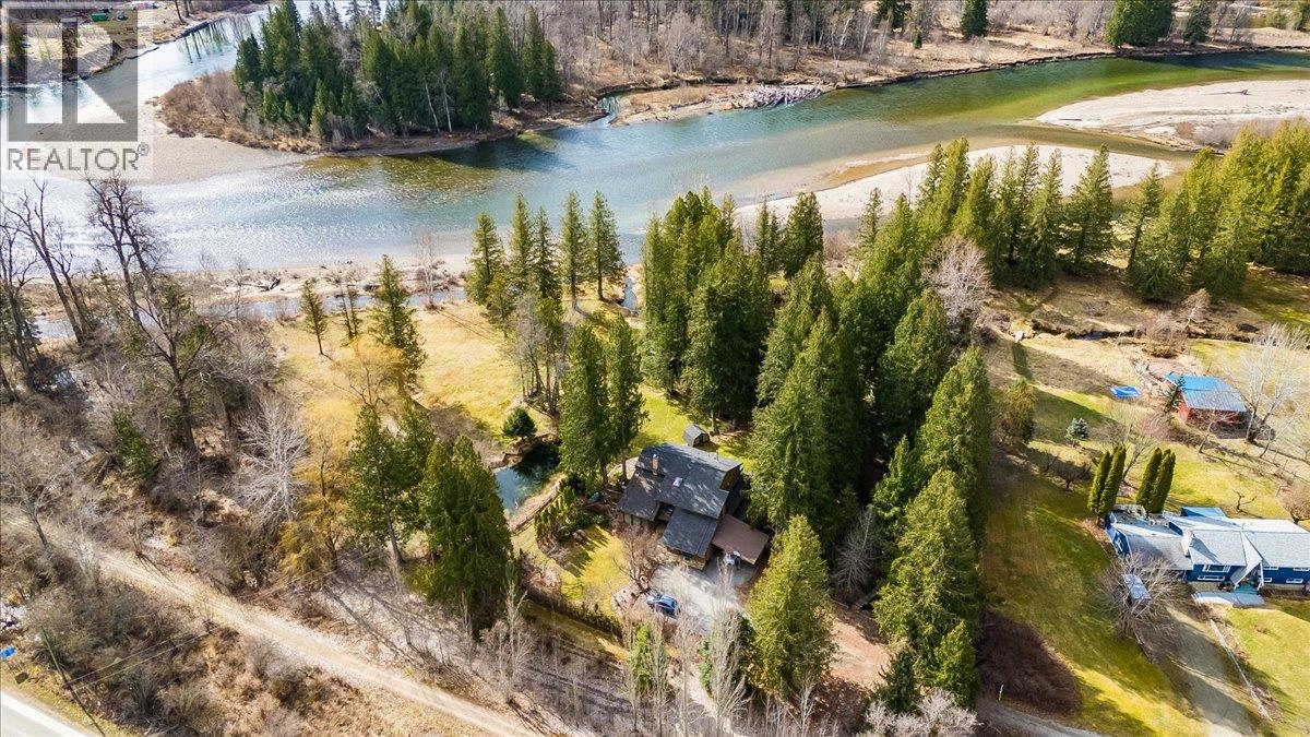  2827 Evin Road, Slocan Park