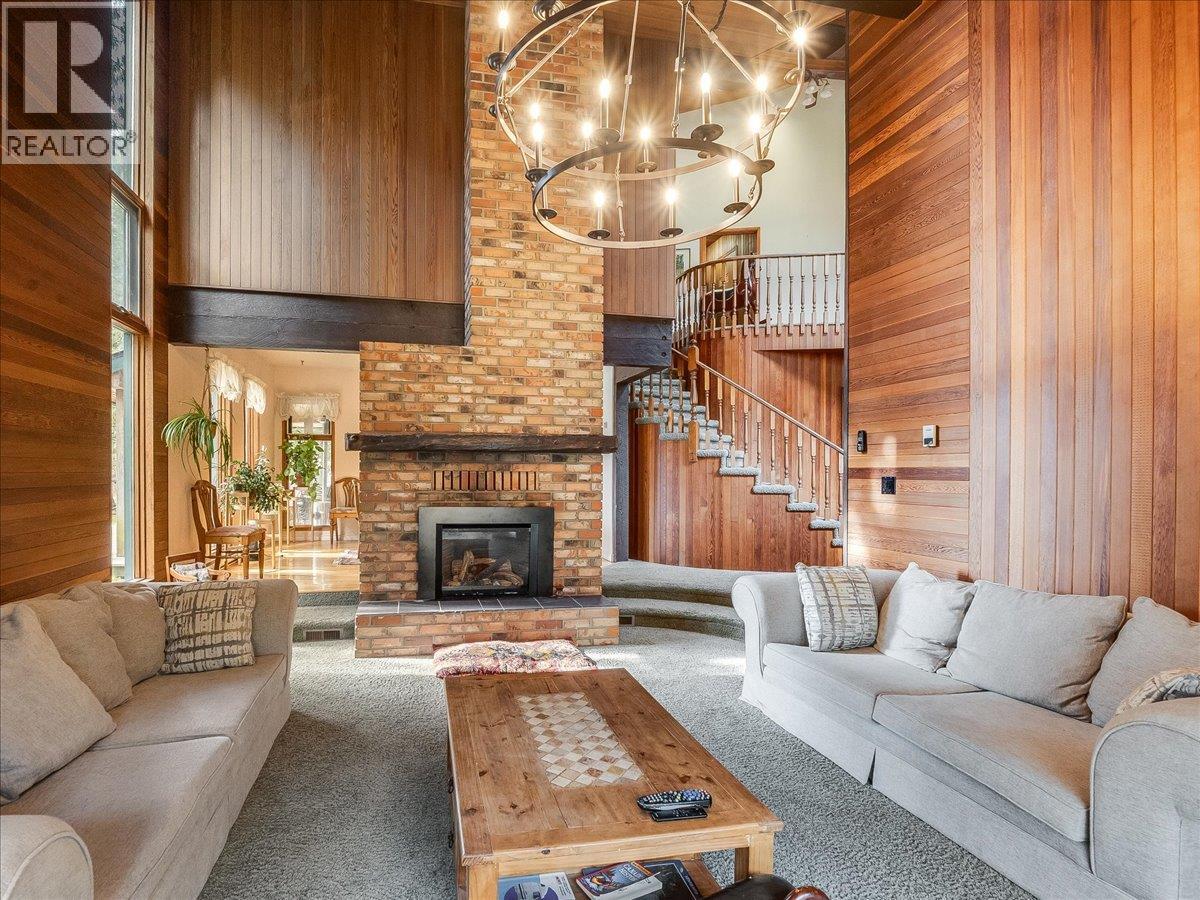  2827 Evin Road, Slocan Park