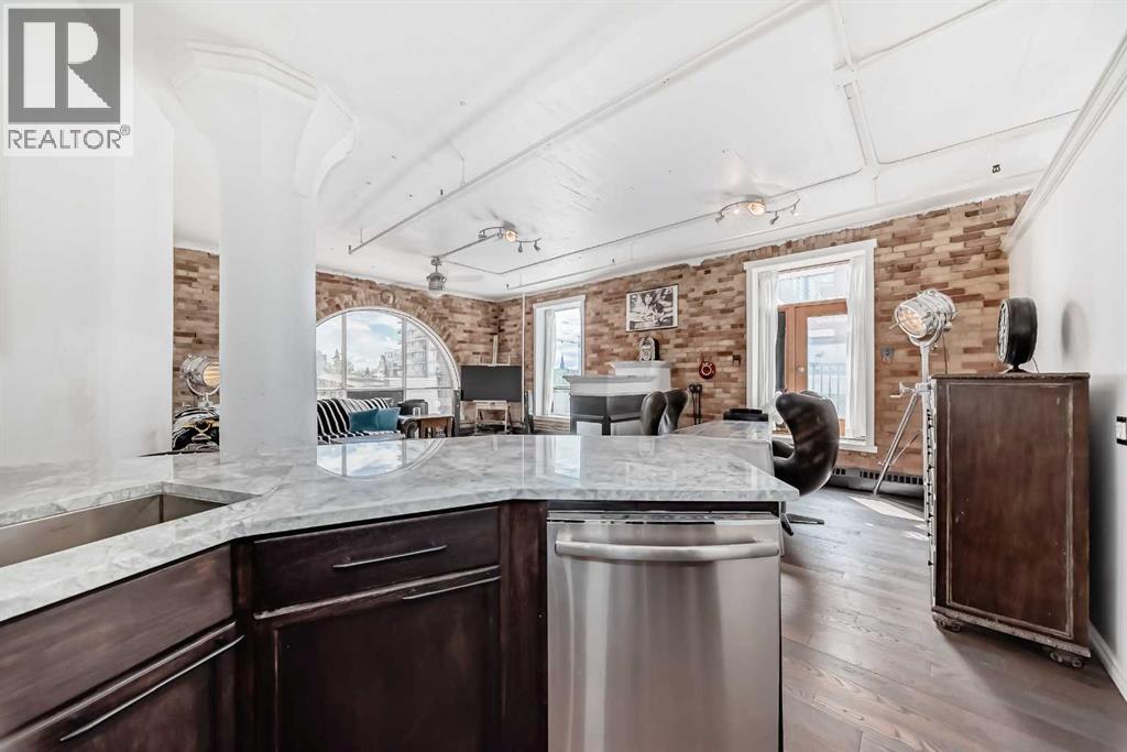 #402 240 11 Avenue SW - 15