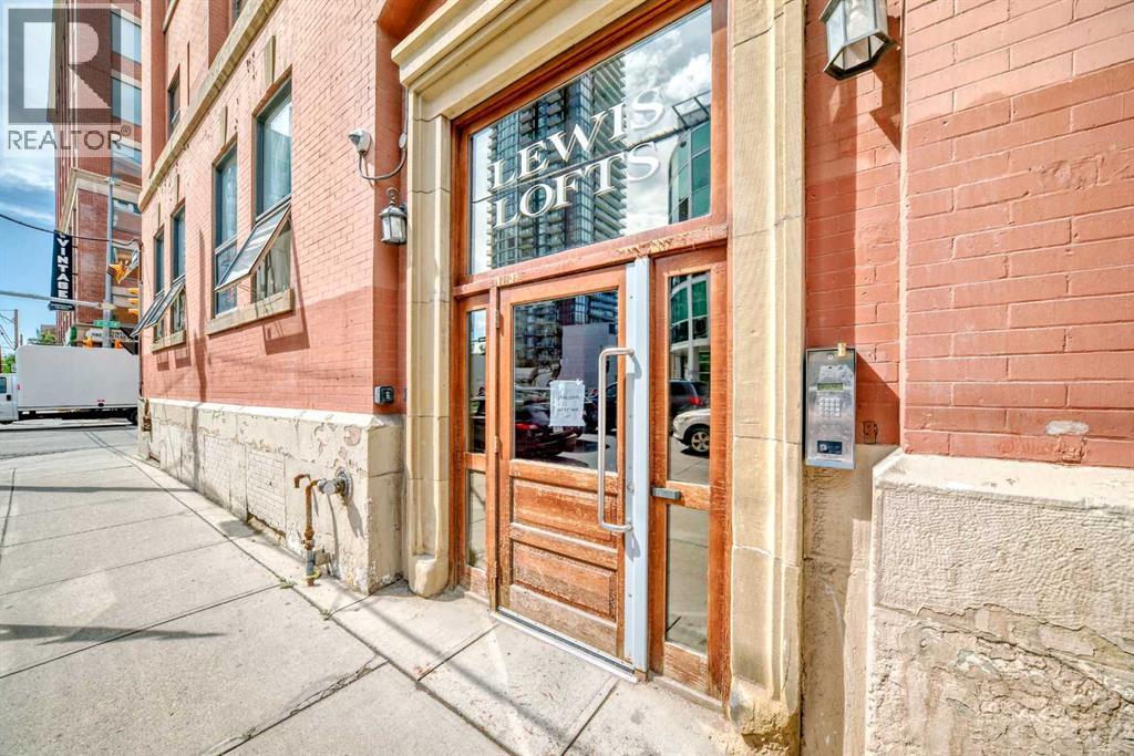 #402 240 11 Avenue SW - 41
