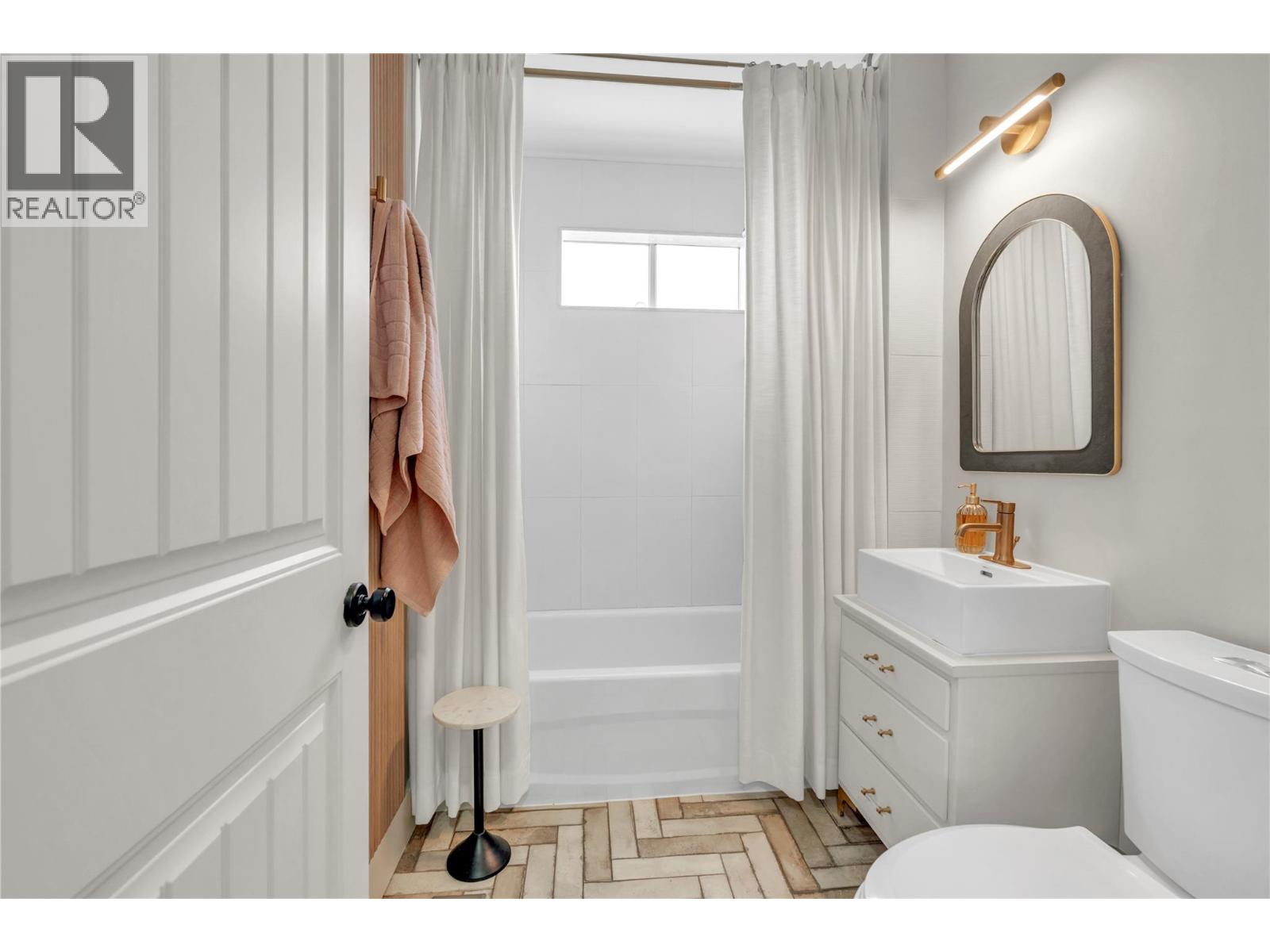 1119 KILWINNING Street, Penticton