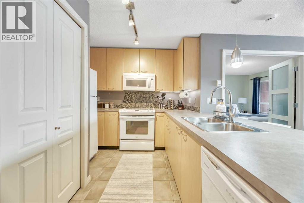 Single Family House for Sale in   Richard Road SW Lincoln Park Calgary 