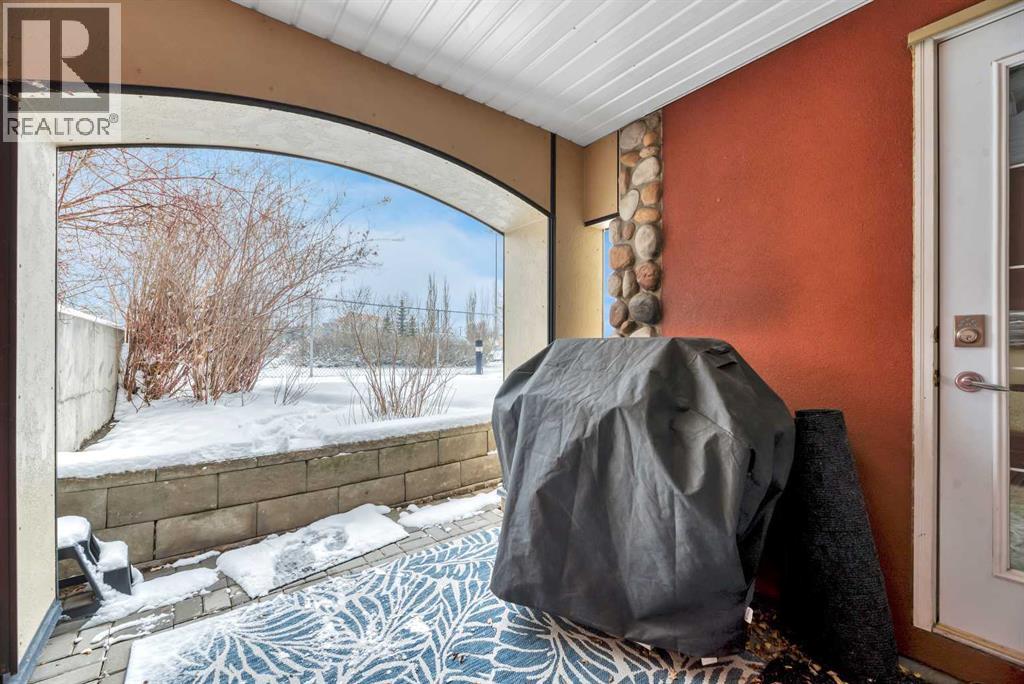 Single Family House for Sale in   Richard Road SW Lincoln Park Calgary 