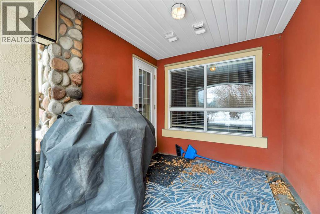 Single Family House for Sale in   Richard Road SW Lincoln Park Calgary 