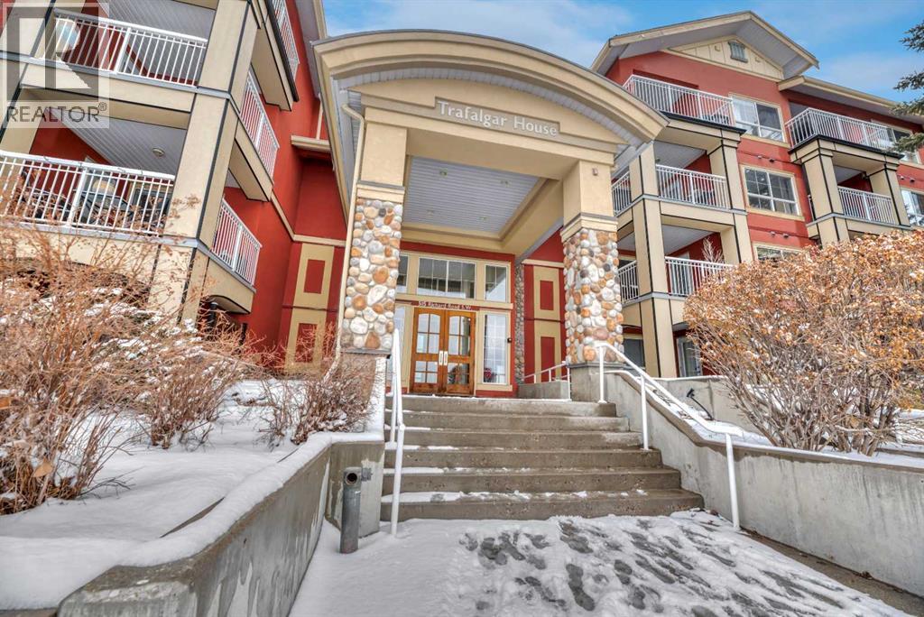 Single Family House for Sale in   Richard Road SW Lincoln Park Calgary 