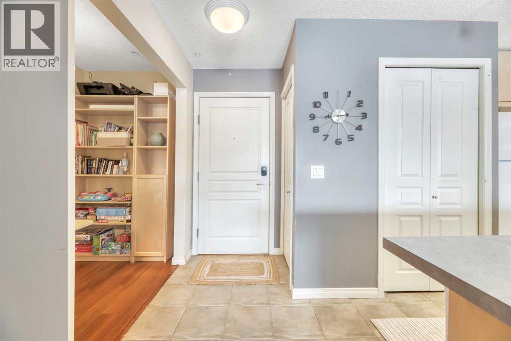 Single Family House for Sale in   Richard Road SW Lincoln Park Calgary 