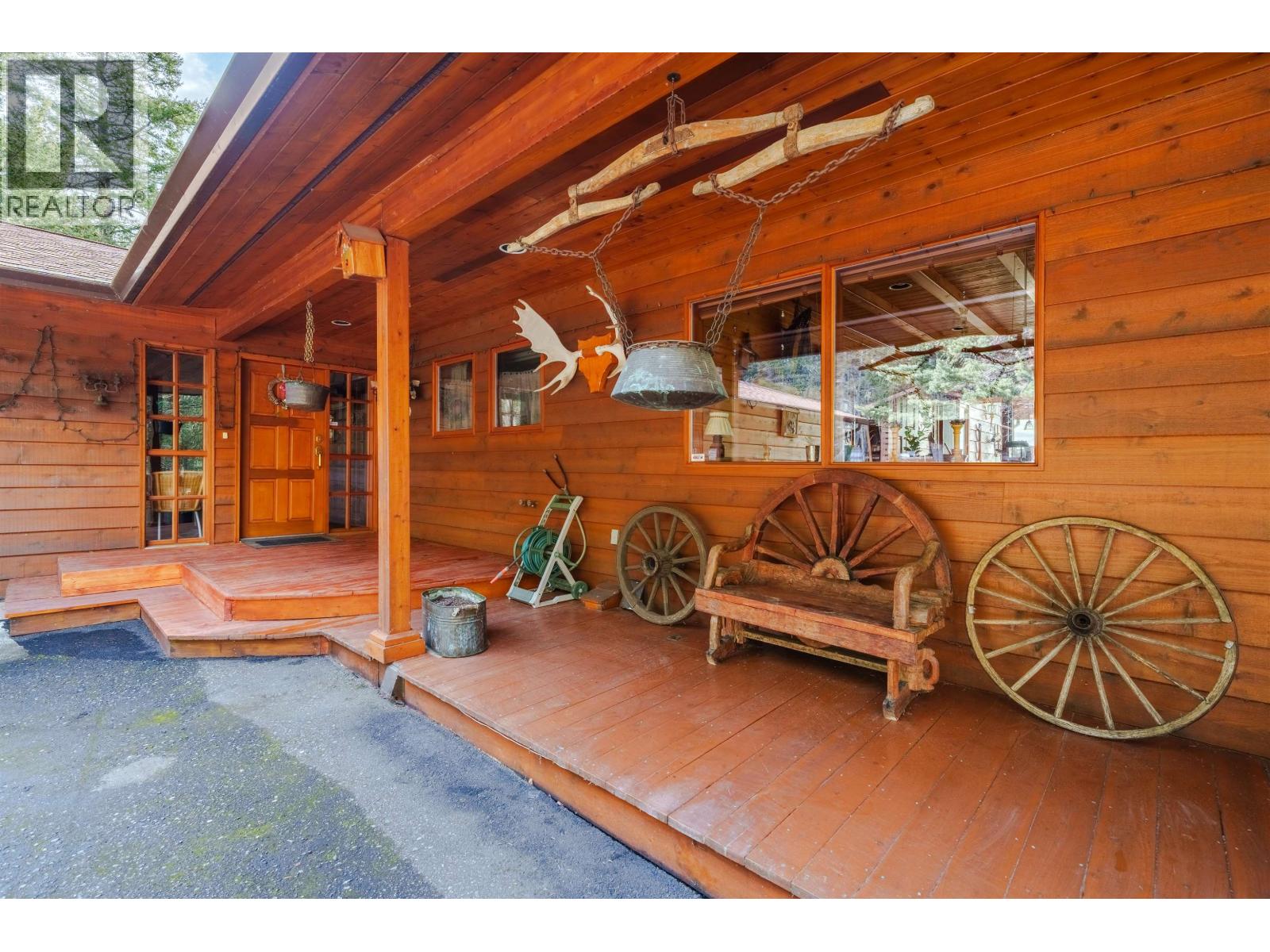 6342 NORTHSHORE DRIVE, Horse Lake