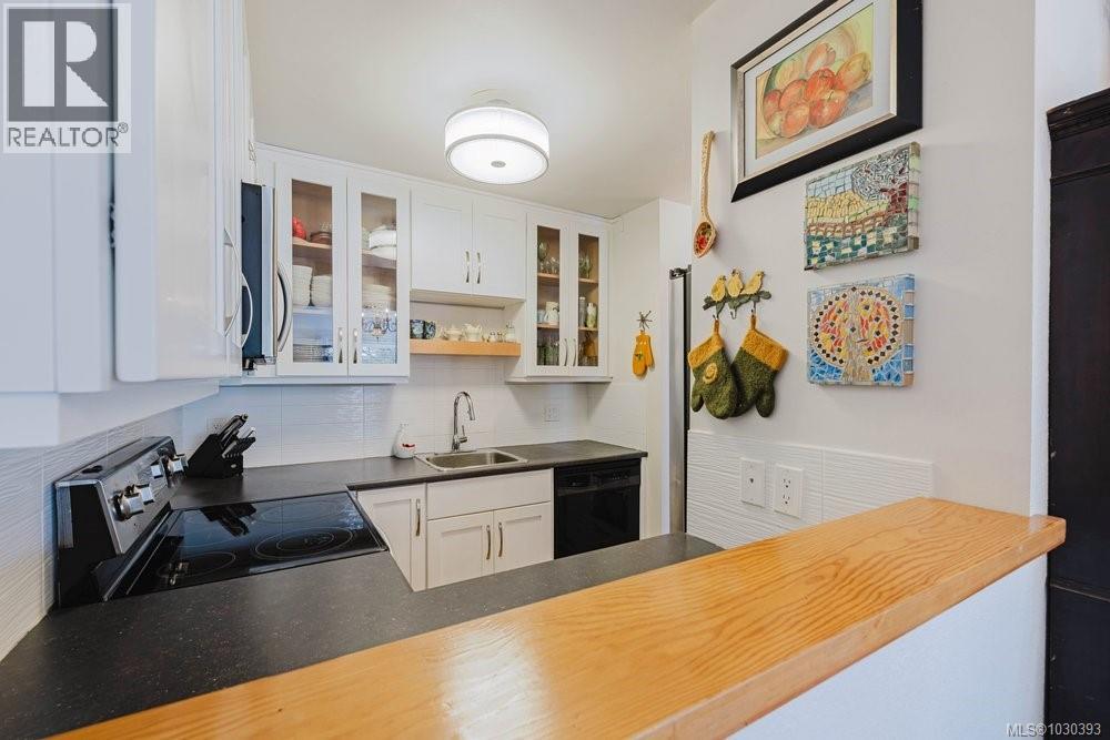 #4 1318 VINING ST - 10