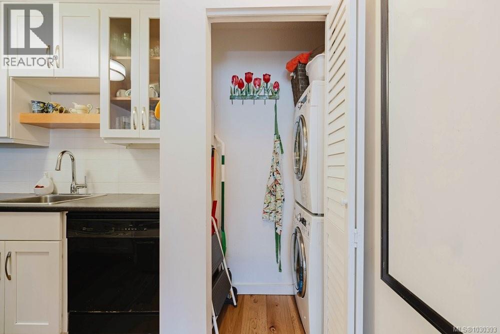 #4 1318 VINING ST - 12