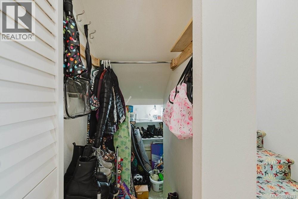 #4 1318 VINING ST - 15