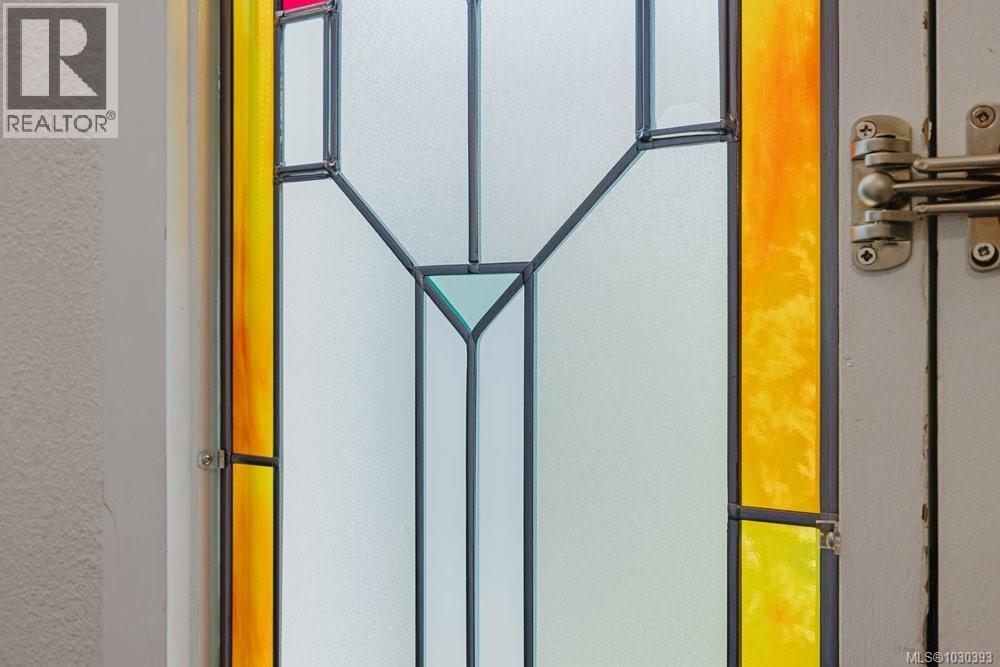 #4 1318 VINING ST - 17