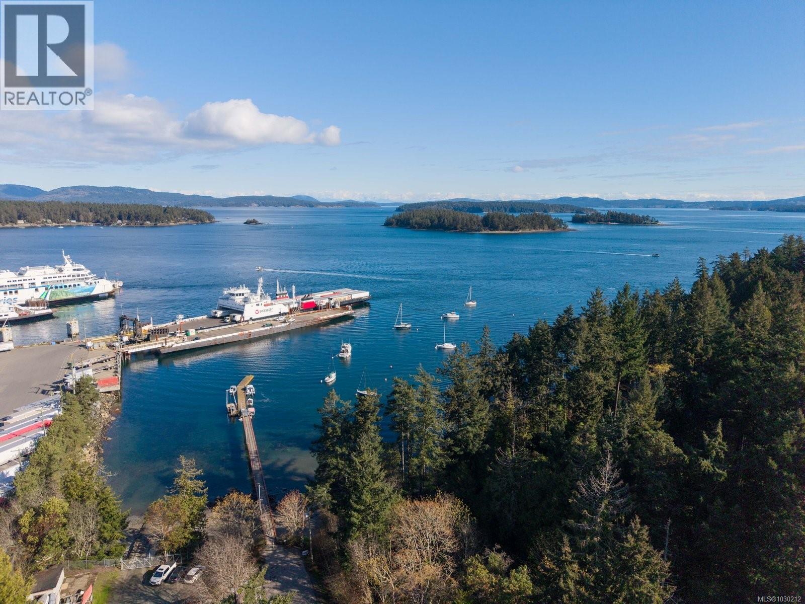  2220 Dolphin Road, North Saanich