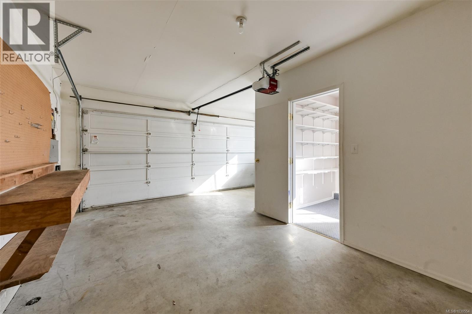 2105 WINDSOR RD - 29