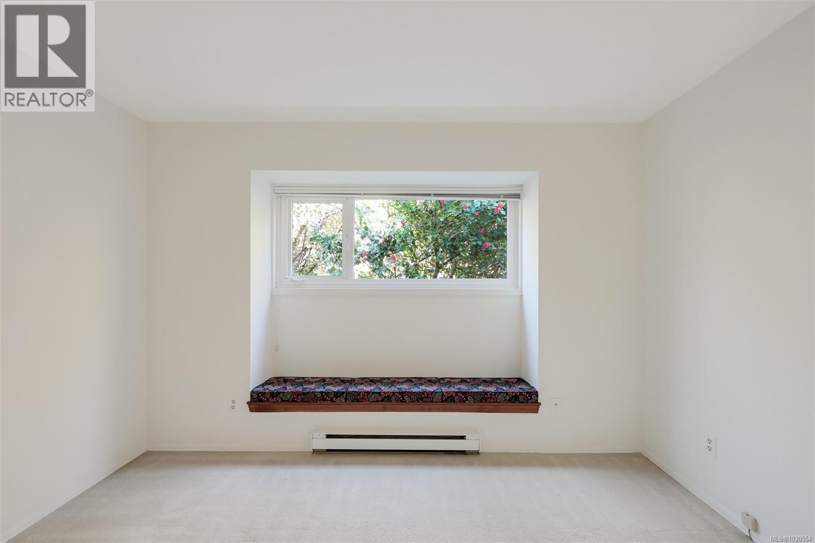 2105 WINDSOR RD - 25