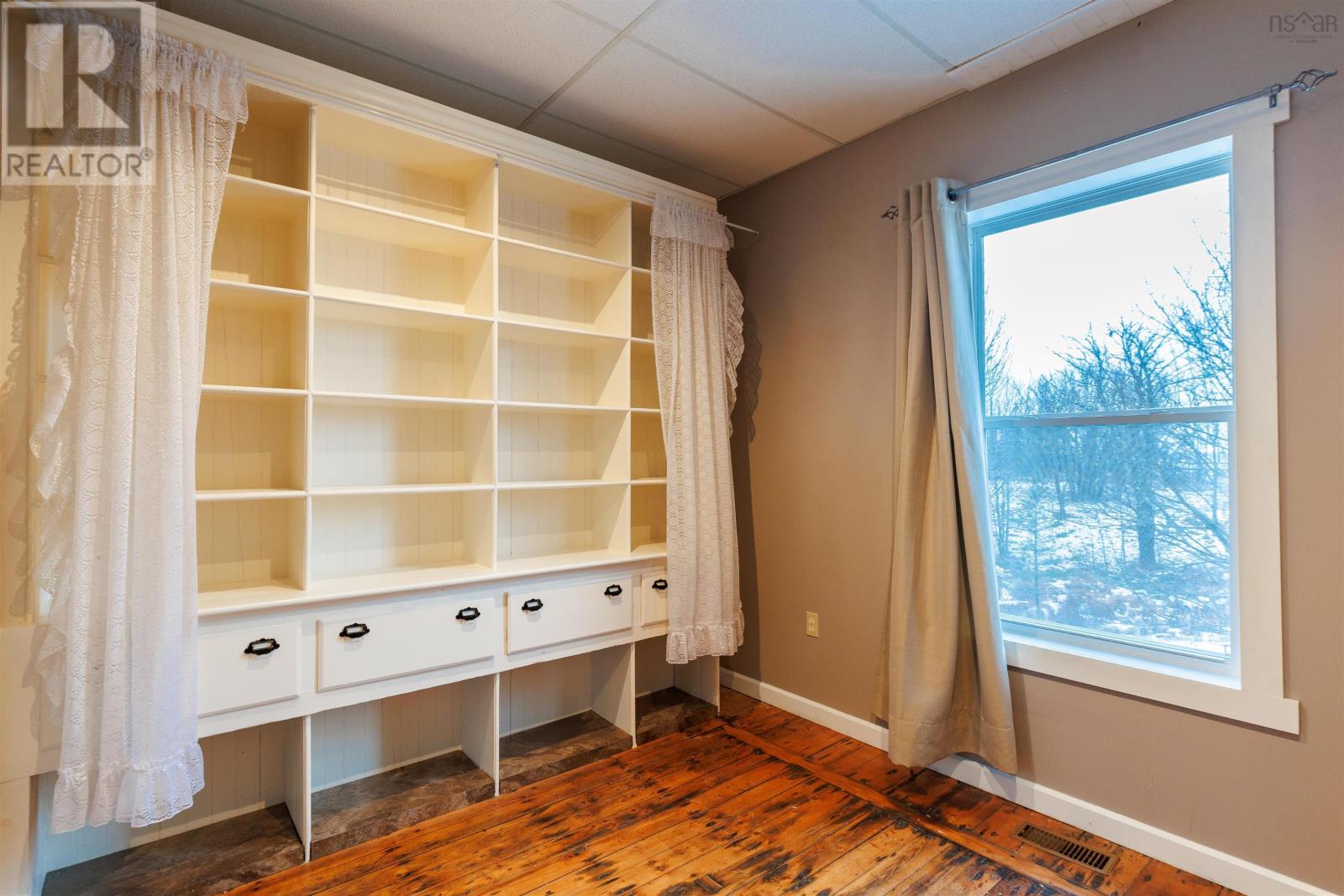 Property 7 of 48 of 3108 Highway 334