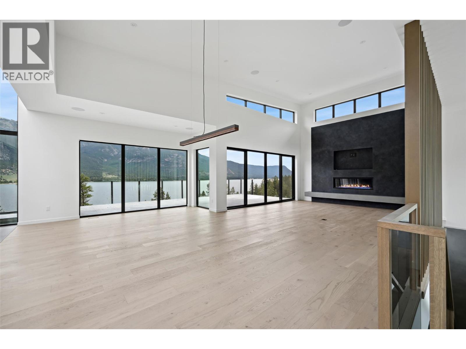 #4 6200 COLUMBIA LAKE Road - 3