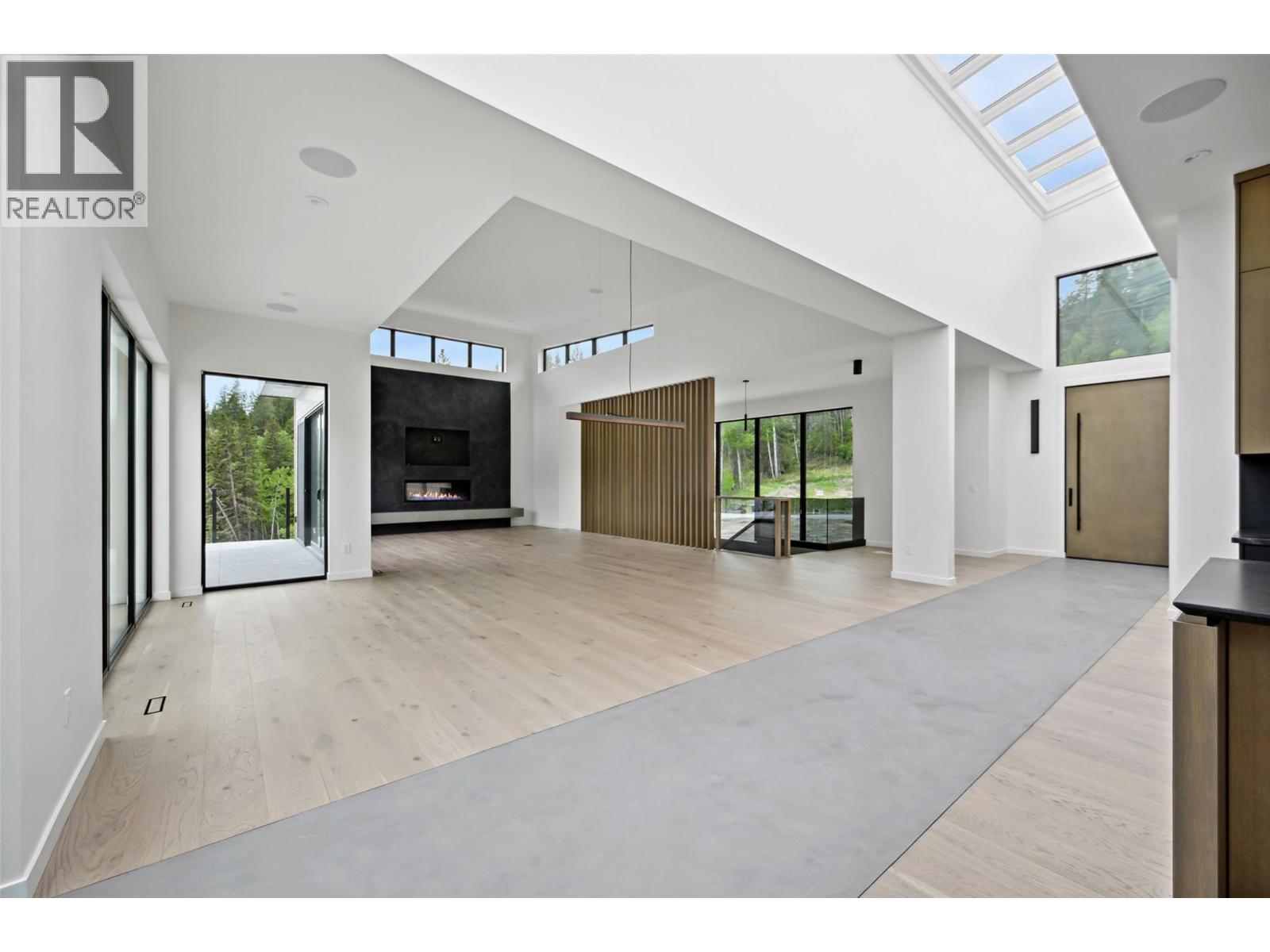 #4 6200 COLUMBIA LAKE Road - 13