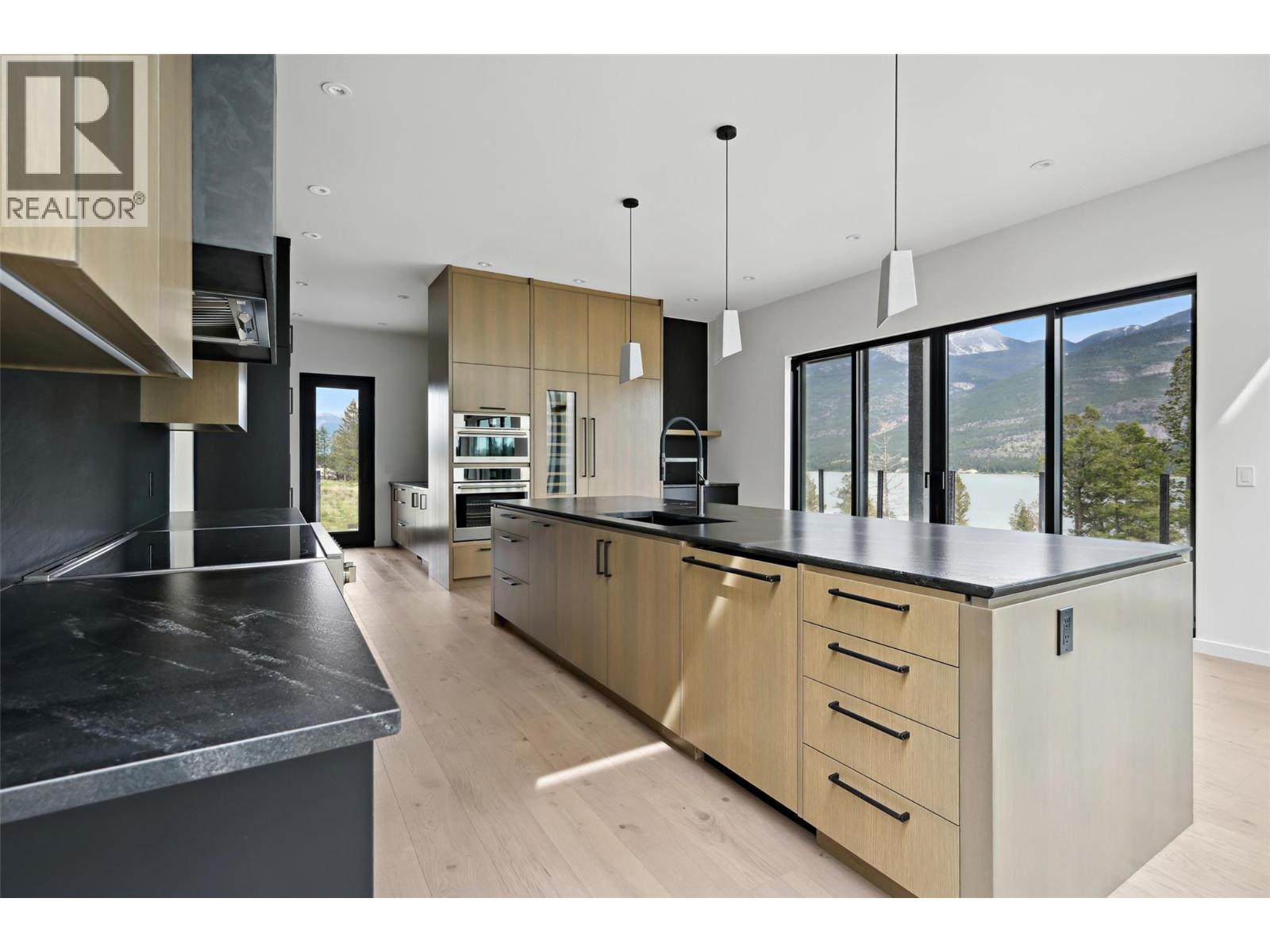 #4 6200 COLUMBIA LAKE ROAD - 20