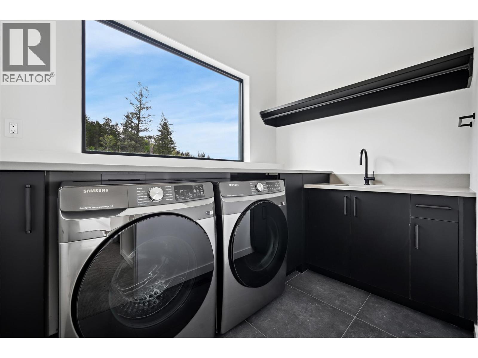 #4 6200 COLUMBIA LAKE Road - 49